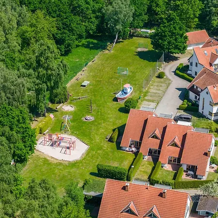 Freesenbruch Reihenhaus 7a - Otter Ferienhaus Ostseeheilbad Zingst